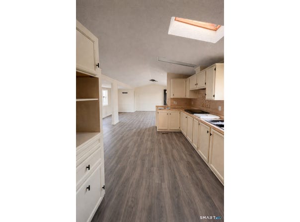 130 Williams Road, Montville, CT 06370