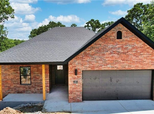 37 Roxburgh  DR, Bella Vista, AR 72715