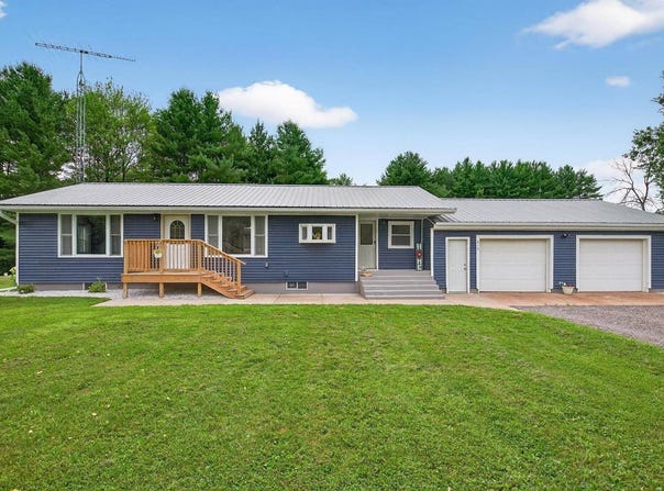 810 Mckeel Road, Babcock, WI 54413