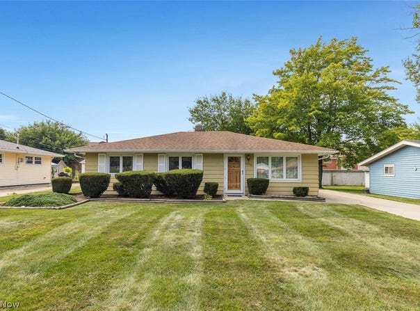6556 Christene Boulevard, Brook Park, OH 44142