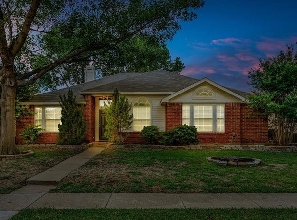 7021 Longo Drive, The Colony, TX 75056