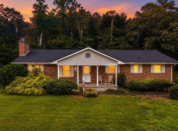 227 Fairway Drive, LaFollette, TN 37766