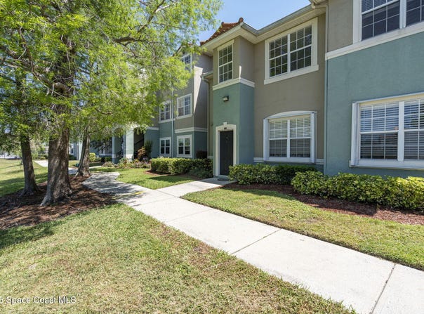 5693 Star Rush Drive, Melbourne, FL 32940