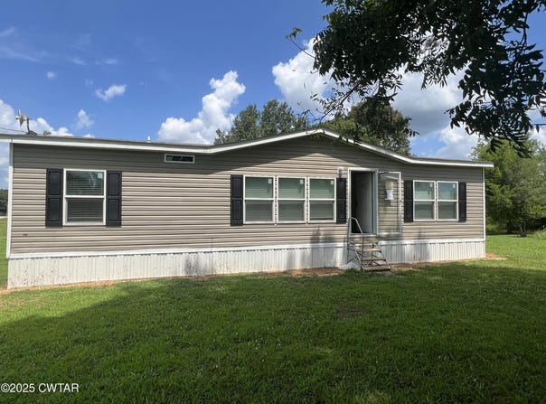 80 Airport Road, Bolivar, TN 38008