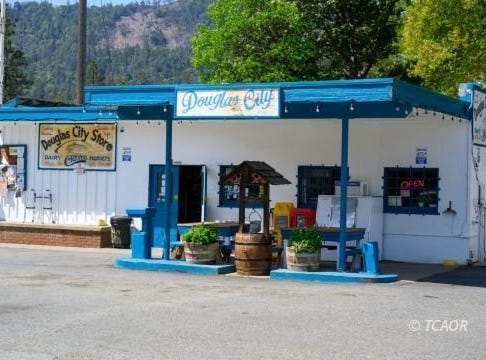 70 Steiner Flat Rd, Douglas City, CA 96024