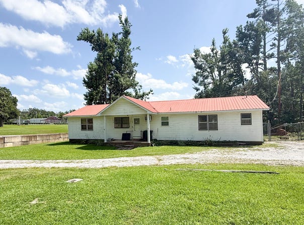 343 County Road 218, Corinth, MS 38834