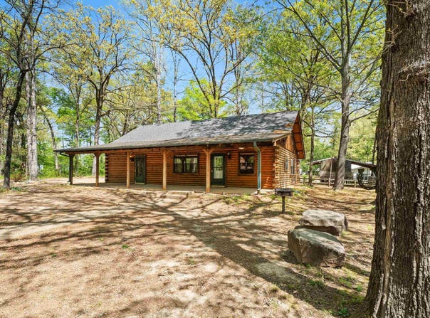 111 Old Millwood Road, Ashdown, AR 71822