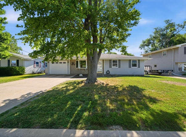 202 WINSTON Avenue, Bartonville, IL 61607