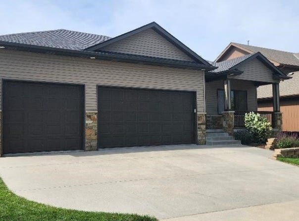 1421 W Lander Drive, Lincoln, NE 68521