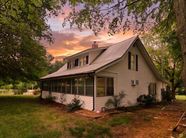 1282 cherokee trl, Murray, KY 42071