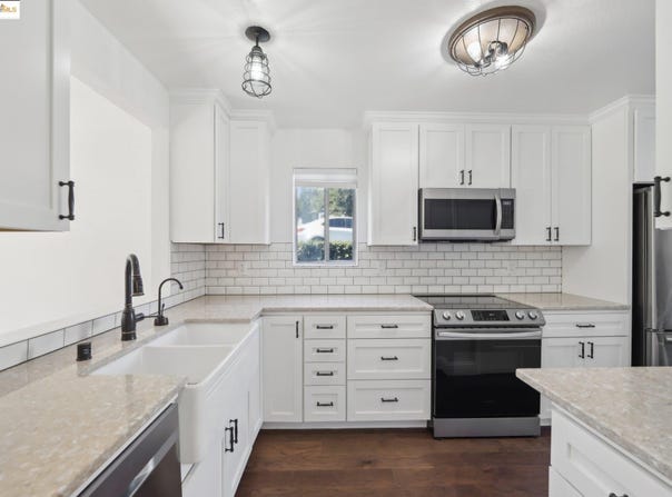 204 Pebblecreek Ct, Martinez, CA 94553