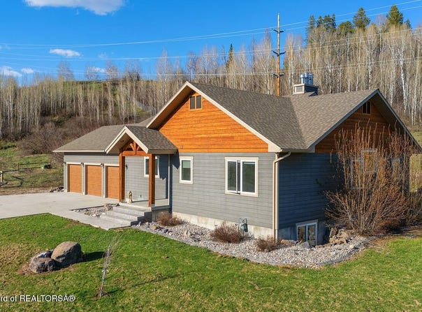 660 BUFFALO DRIVE, Alpine, WY 83128