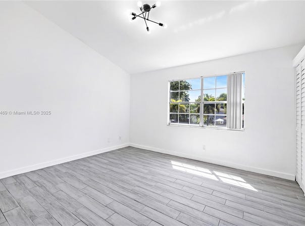 2917 NW Belmont Ln, Cooper City, FL 33026