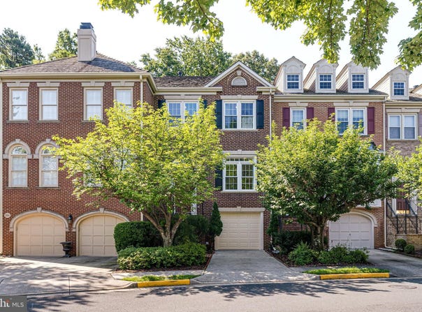 2153 WOLFTRAP COURT, VIENNA, VA 22182
