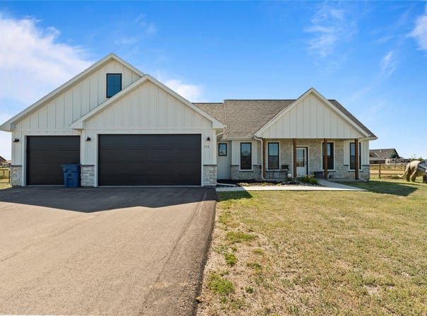 154 Granite Hill Lane, Great Falls, MT 59405