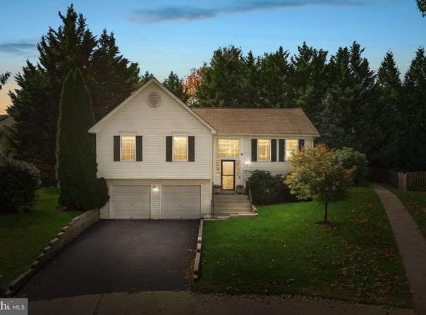 37739 SUTTON Drive, PURCELLVILLE, VA 20132
