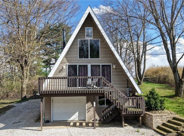 2684 Bern Drive, Millersburg, OH 44654
