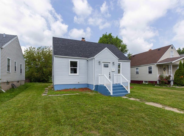 717 S Falcon Street, South Bend, IN 46619-2908