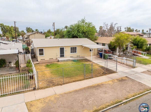 458 Washington St, Calexico, CA 92231