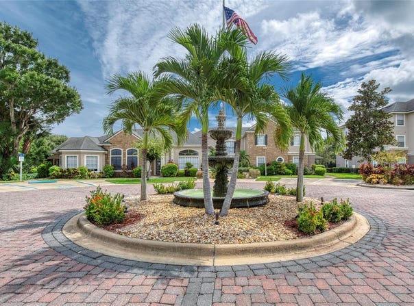 940 VILLAGE TRAIL, PORT ORANGE, FL 32127