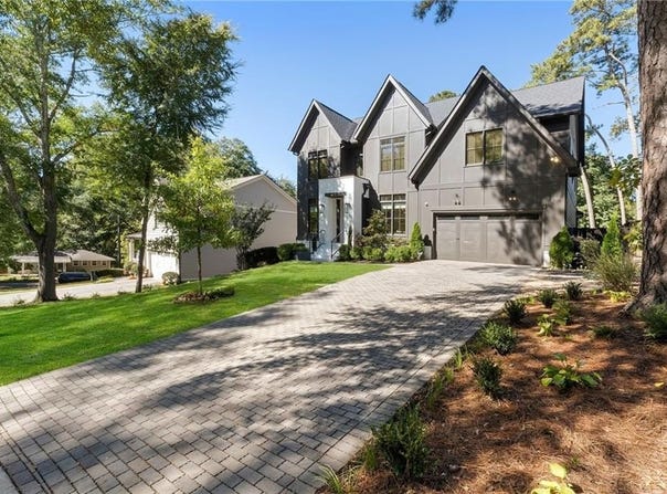 2135 Drew Valley Road NE, Brookhaven, GA 30319