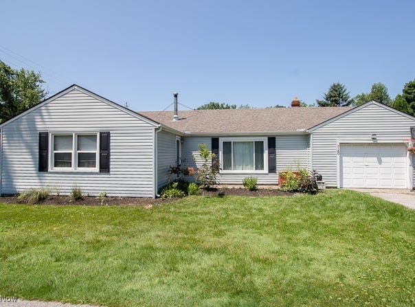 7180 Reynolds Road, Mentor, OH 44060
