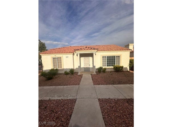 5401 Tassara Way, Las Vegas, NV 89108