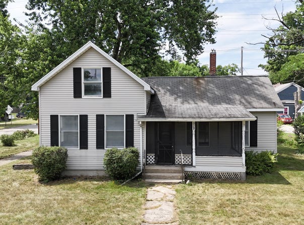 312 Pennsylvania Avenue, Dowagiac, MI 49047