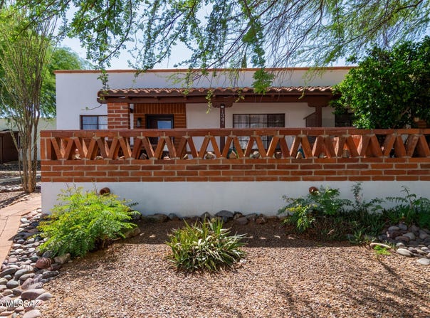 134 S Paseo Quinta, Green Valley, AZ 85614