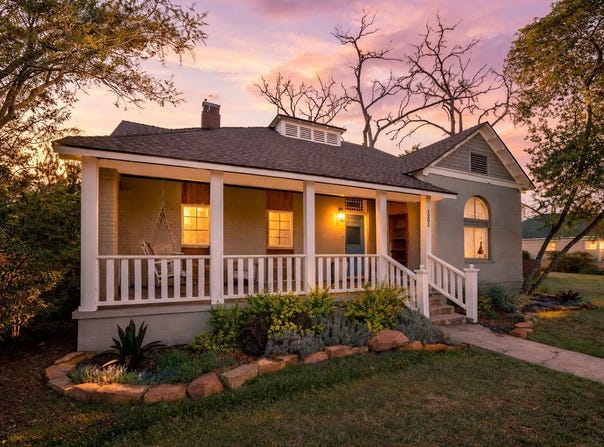 1202 Pecan St, Bastrop, TX 78602