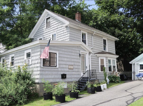 4 Amherst Street, Augusta, ME 04330