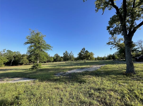124 Hereford Ln, Bastrop, TX 78602