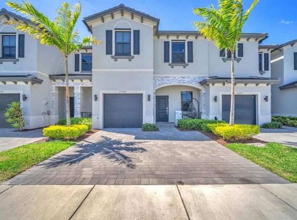20308 NW 6th Pl, Miami Gardens, FL 33169