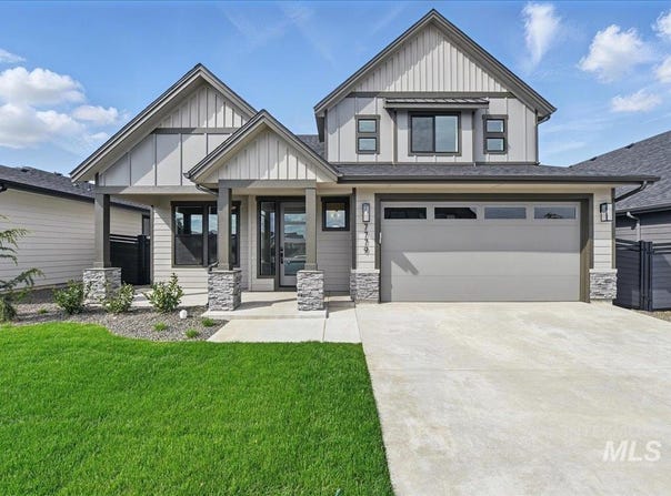 7624 W Old School St, Meridian, ID 83646