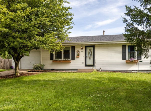 916 Grant Court SE, Bondurant, IA 50035