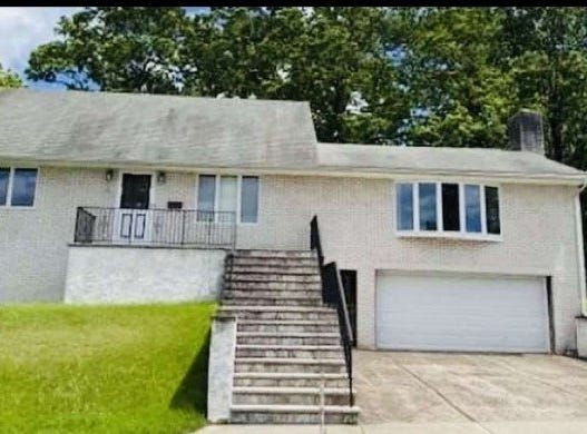 21 Kay Rd, Woodland Park, NJ 07424-2932