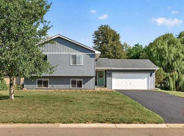 6877 174th Street W, Farmington, MN 55024