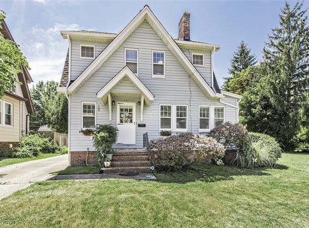 4382 Elmwood Road, South Euclid, OH 44121