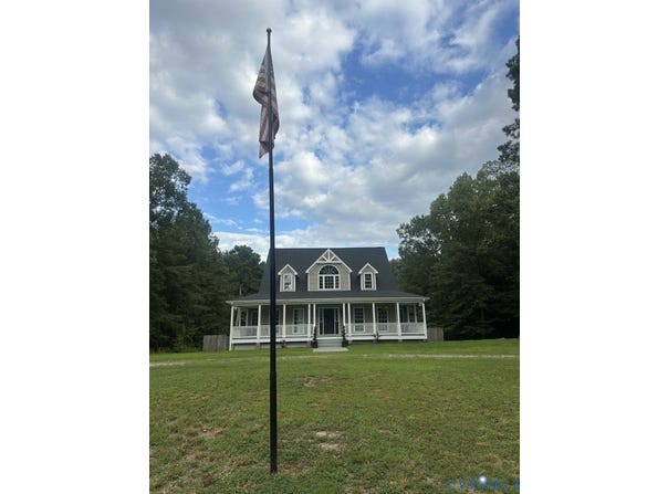 21801 Skinquarter Road, Moseley, VA 23120