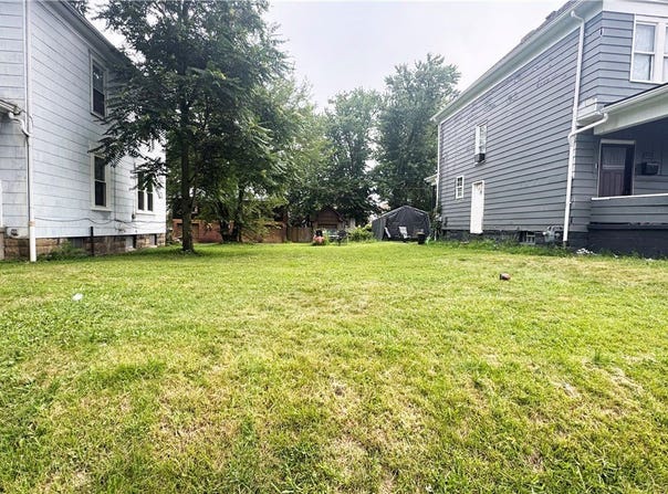 1217 Oregon Ave, Steubenville, OH 43952
