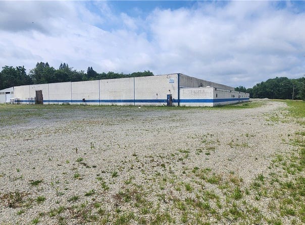 100 Burgess St, Somerset Boro, PA 15501