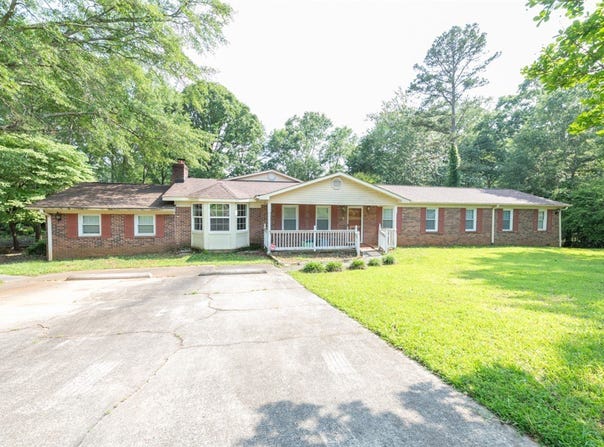 107 Meadow Drive, Seneca, SC 29678