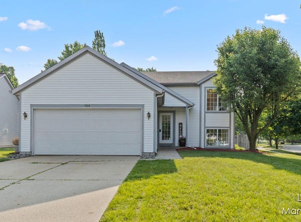 704 Pecan Court NW, Grand Rapids, MI 49504