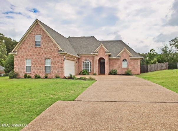 1732 Ready Drive, Hernando, MS 38632