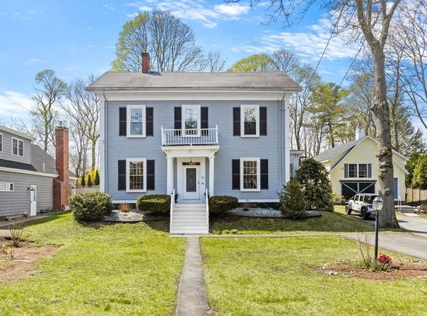 32 Lincoln Rd, Medford, MA 02155