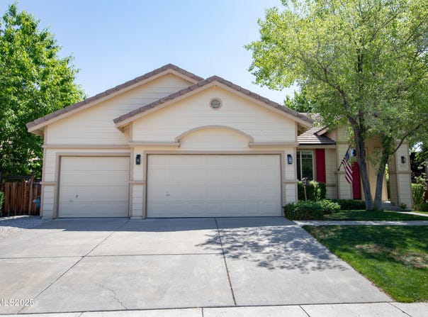 6972 Cinnamon Drive, Sparks, NV 89436