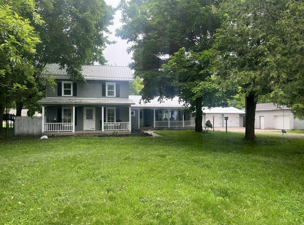 91 E Commerce Street, Grant, MI 49327