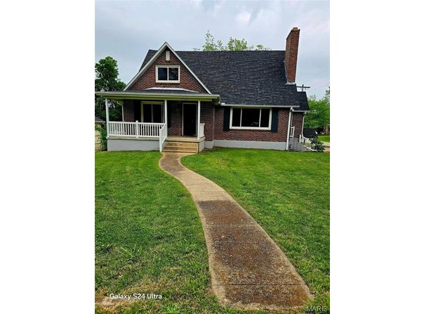1329 Barron Road, Poplar Bluff, MO 63901