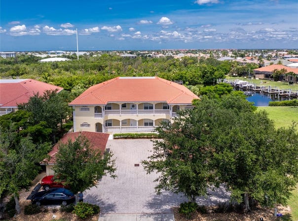 3233 PURPLE MARTIN DRIVE, PUNTA GORDA, FL 33950