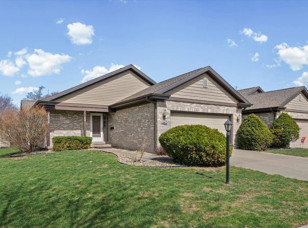 1502 Theodore Drive, Champaign, IL 61821